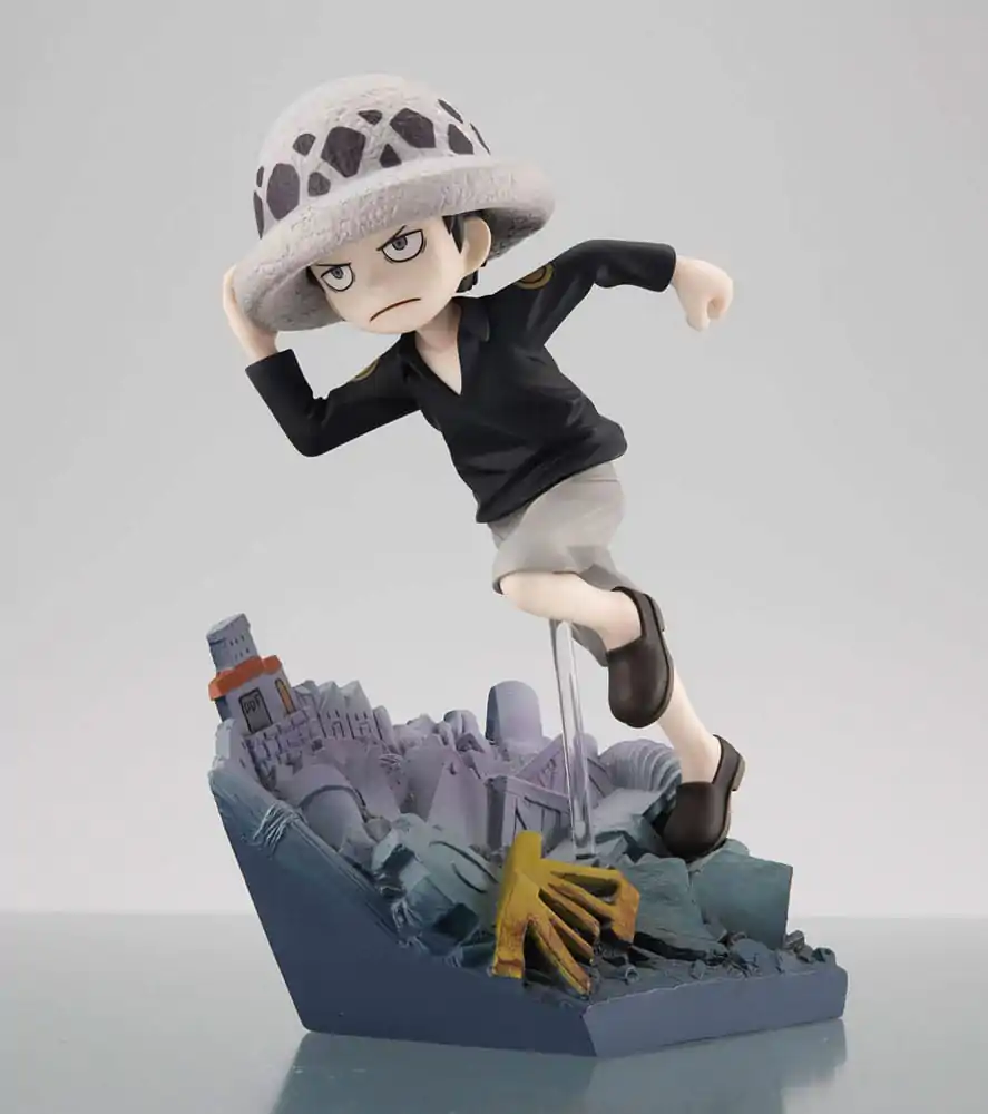 One Piece G.E.M. Series Statuie PVC Trafalgar Law Run! Run! Run! 13 cm poza produsului