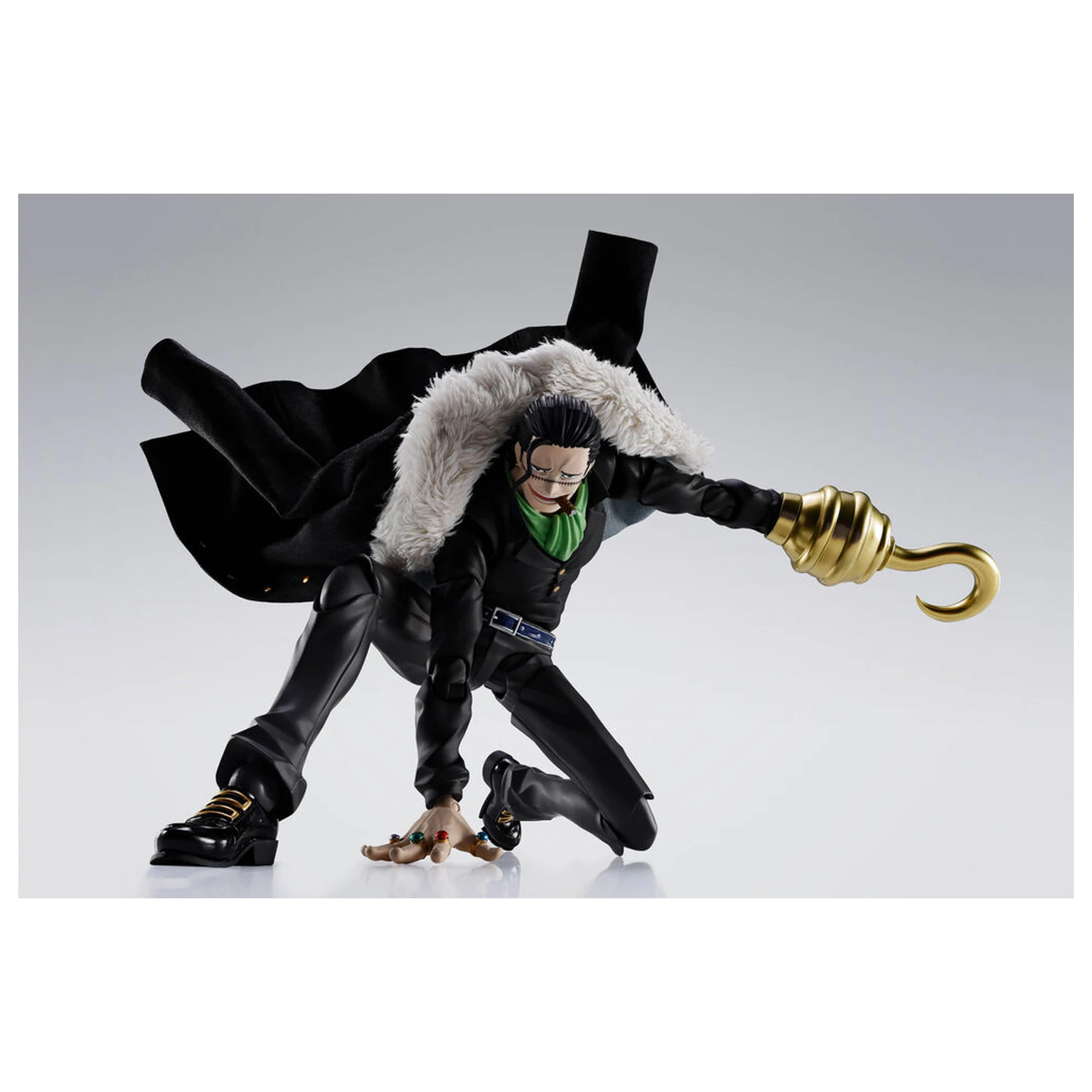 One Piece Sir Crocodile Marineford S.H. Figuarts figurina 18cm poza produsului