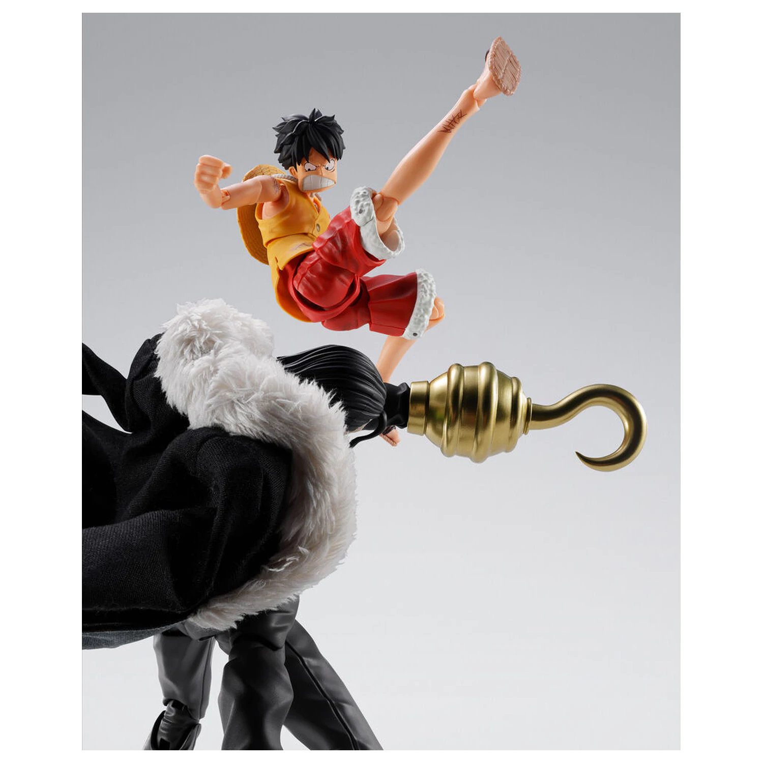 One Piece Sir Crocodile Marineford S.H. Figuarts figurina 18cm poza produsului