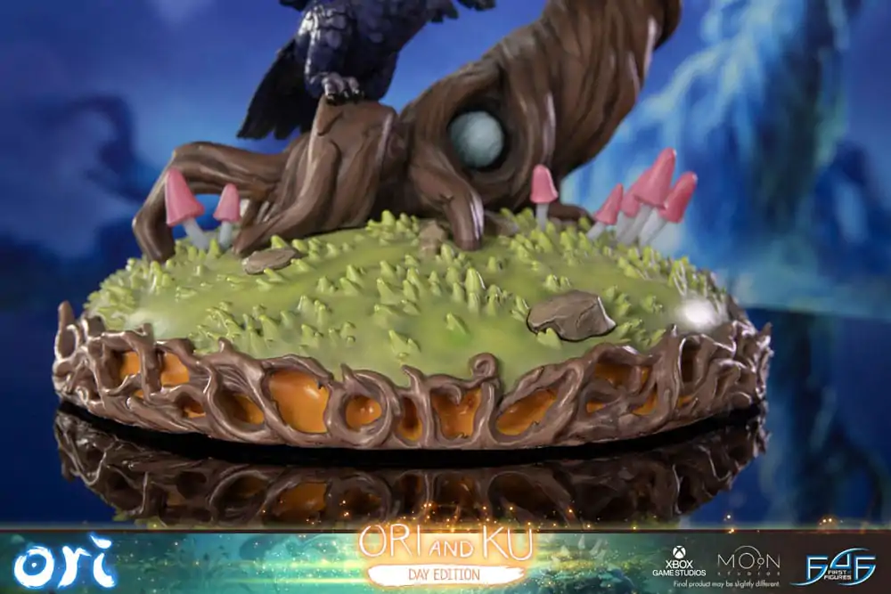 Statuie Ori and the Will of the Wisps Ori and Ku Day Ver. 38 cm poza produsului