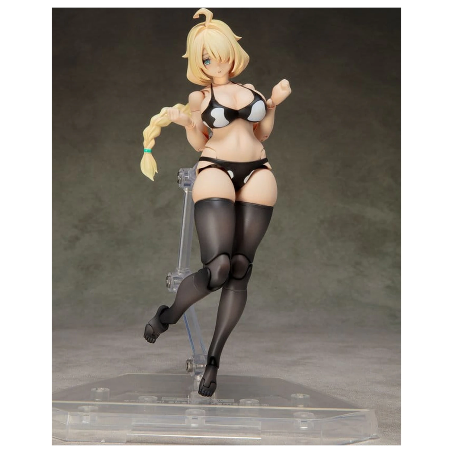 Kit model din plastic personaj original AlienDress Quatre 16 cm poza produsului