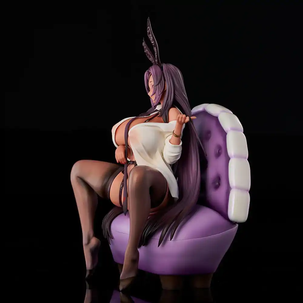 Statuie PVC Personaj Original Iepuraș cu Plasture Ilustrat de Sue 24 cm poza produsului