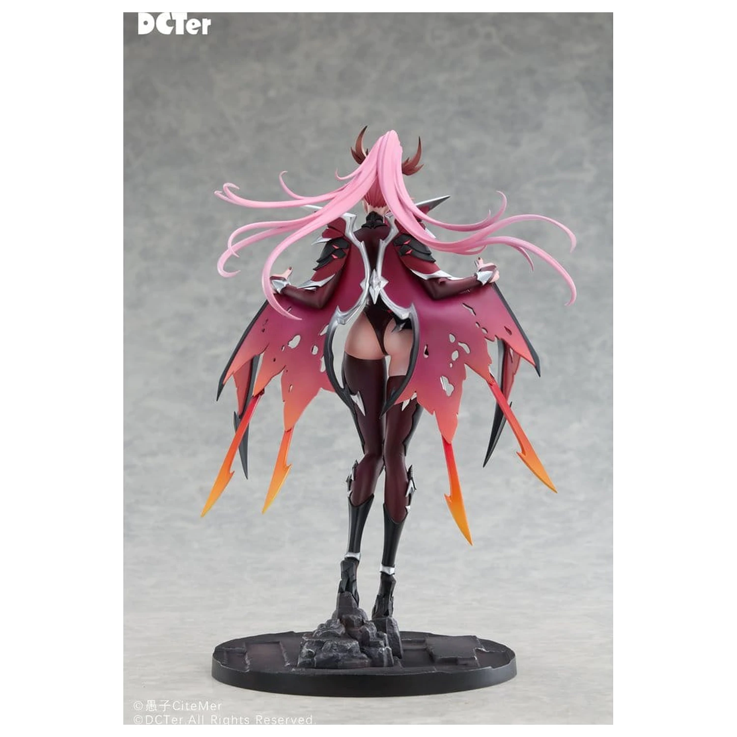 Original Character Figurina PU 1/7 Heslion Draco Bellatrix Feminina 27 cm poza produsului