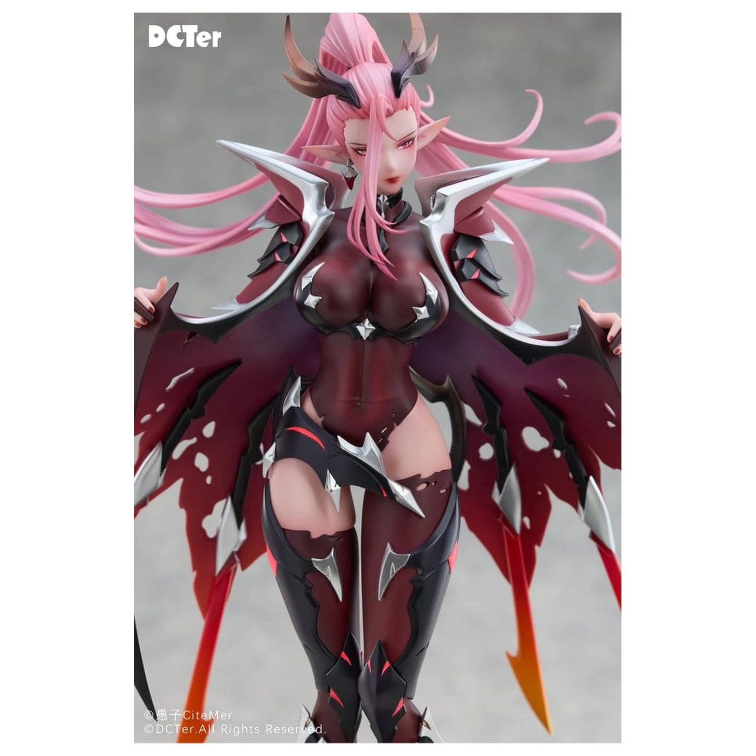 Original Character Figurina PU 1/7 Heslion Draco Bellatrix Feminina 27 cm poza produsului