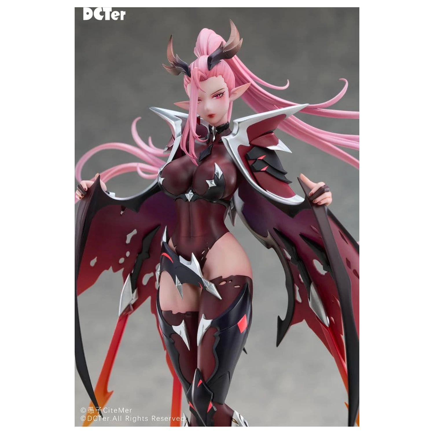 Original Character Figurina PU 1/7 Heslion Draco Bellatrix Feminina 27 cm poza produsului
