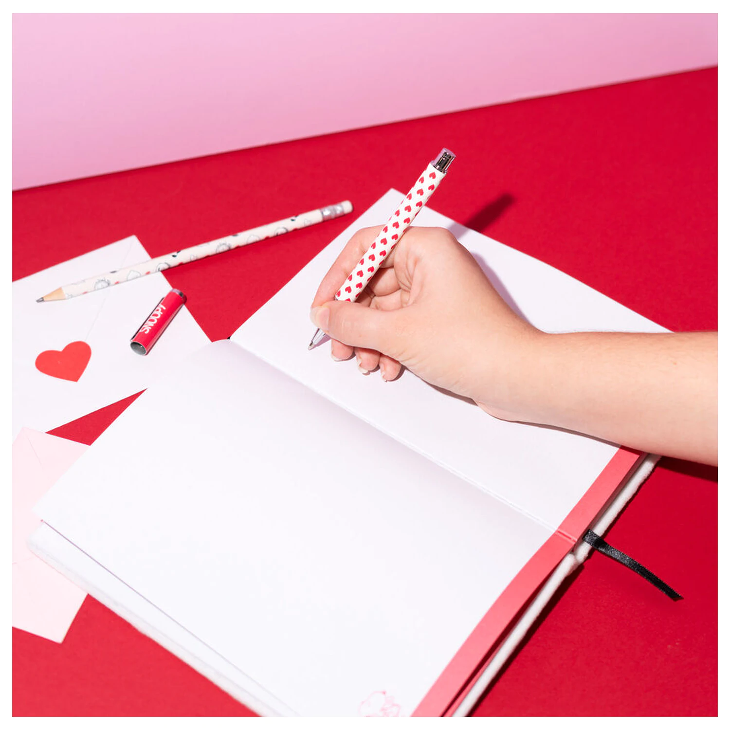 Peanuts Snoopy Penar + stilou si creion poza produsului