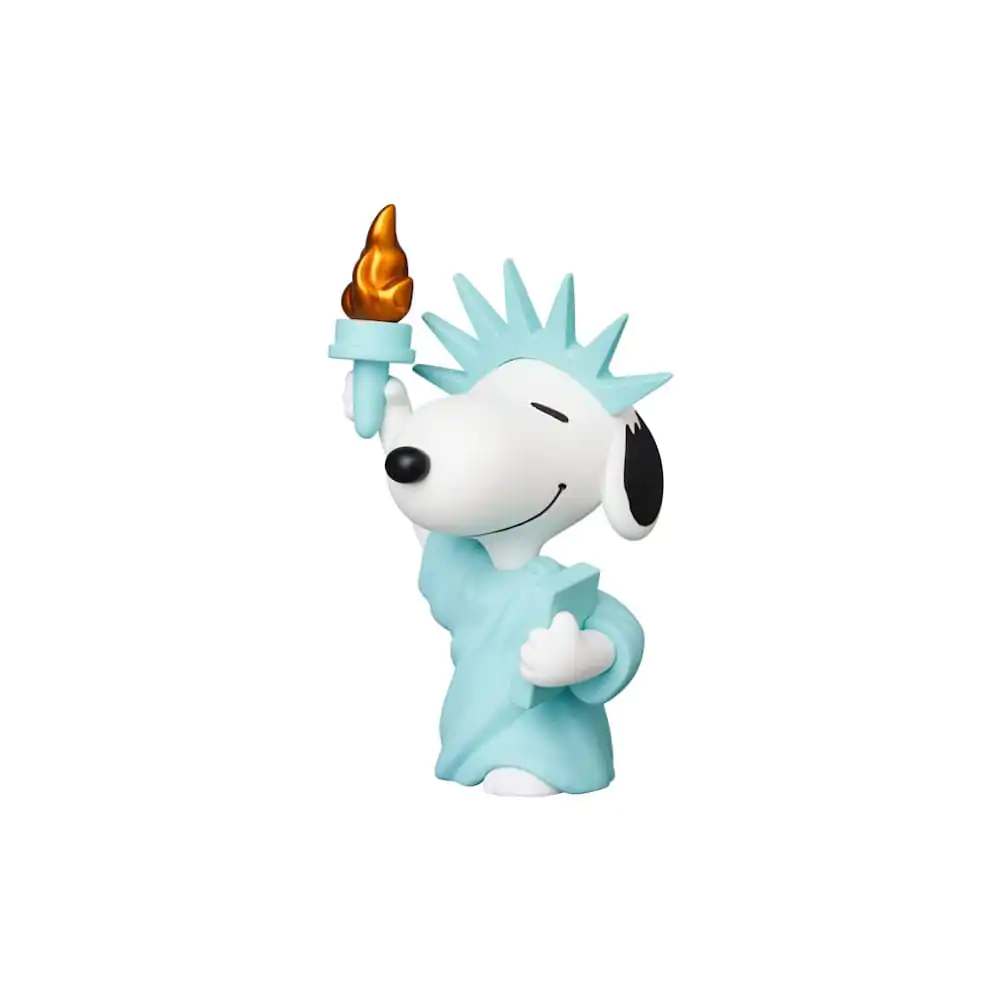 Peanuts UDF Series 17 Mini Figurină Statuia Libertății Snoopy 7 cm poza produsului