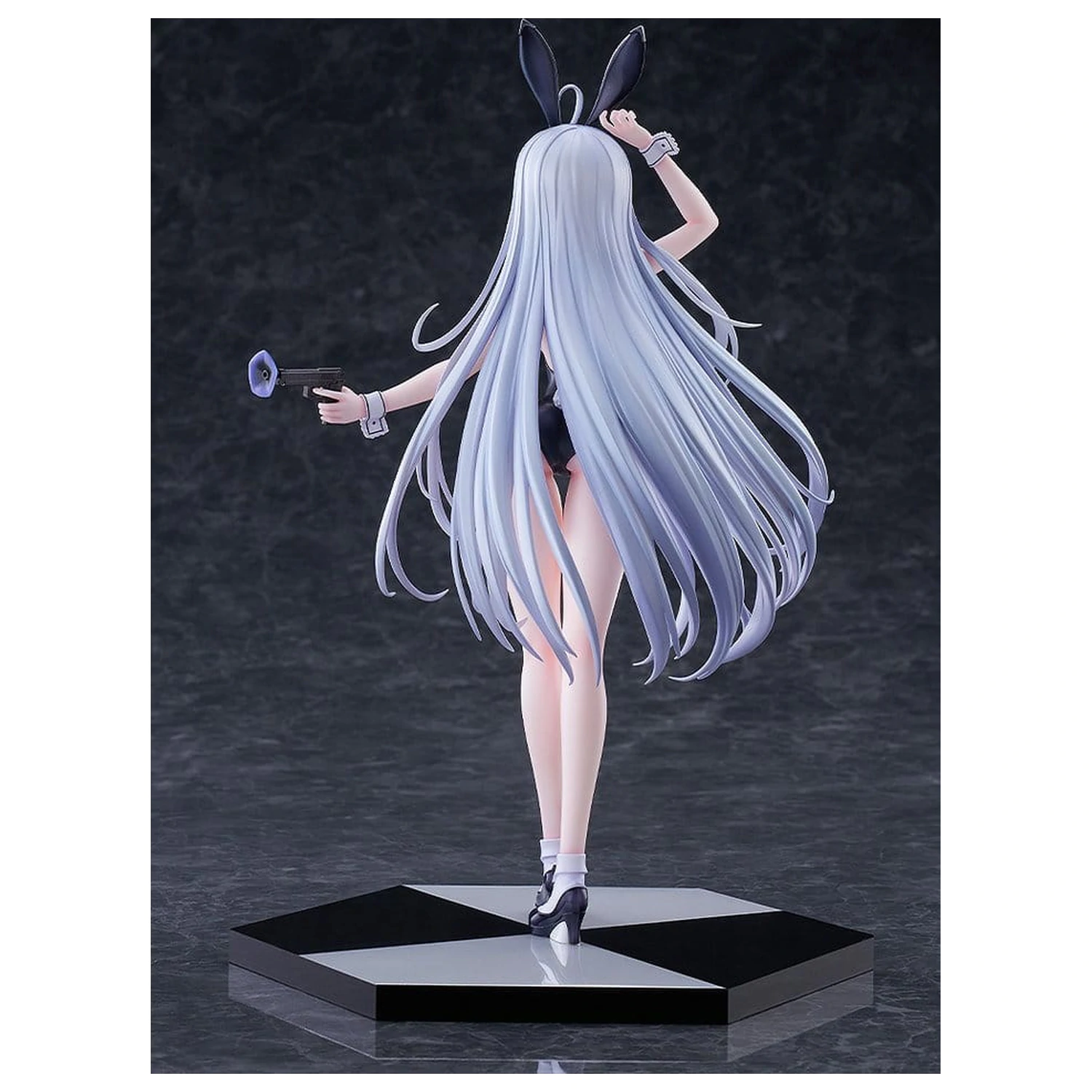 Playing Death Games to Put Food on the Table Wolf statuie din PVC 1/7 Yuki 27 cm poza produsului
