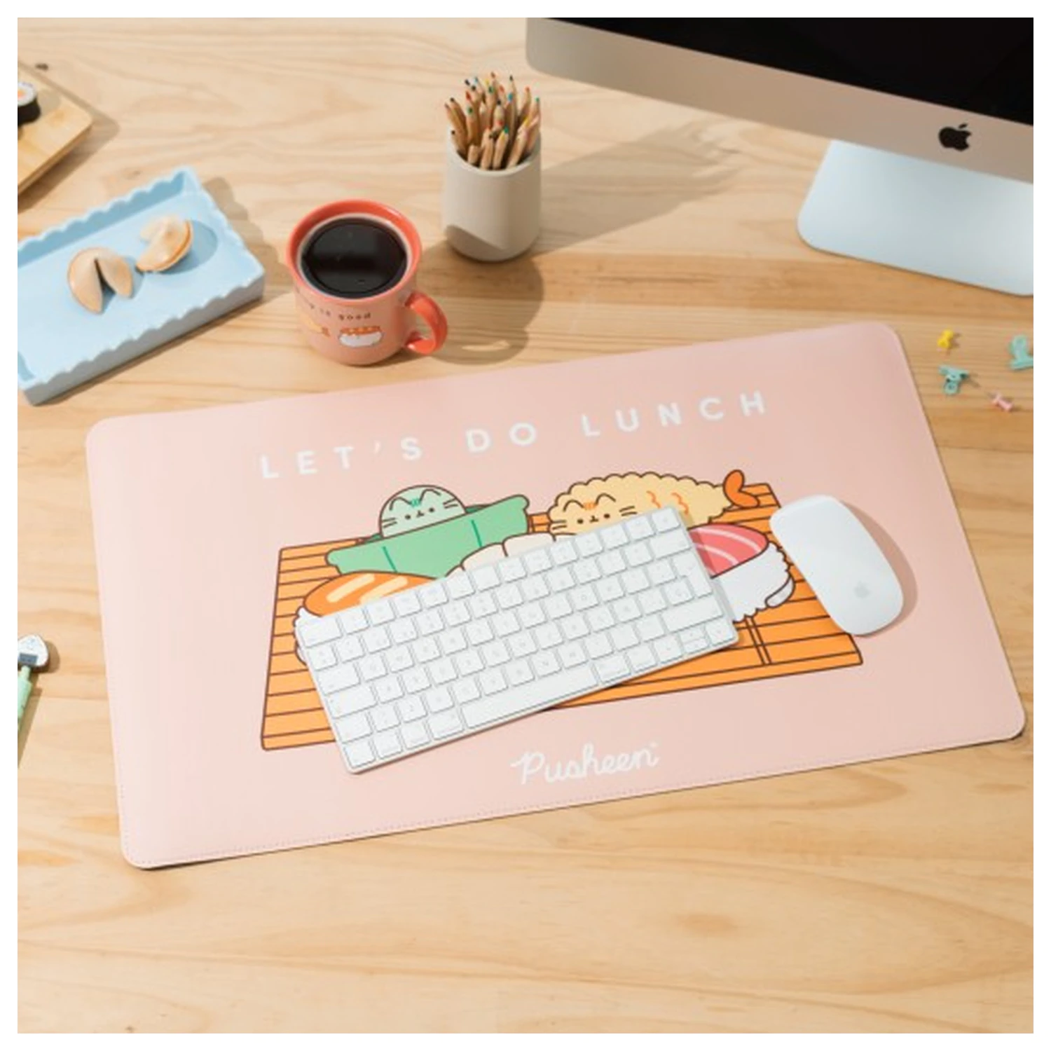 Pusheen Sushi Roll gaming desk mat poza produsului