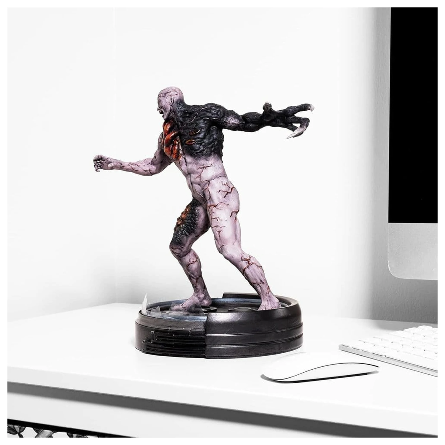 Resident Evil Statuie Tyrant poza produsului