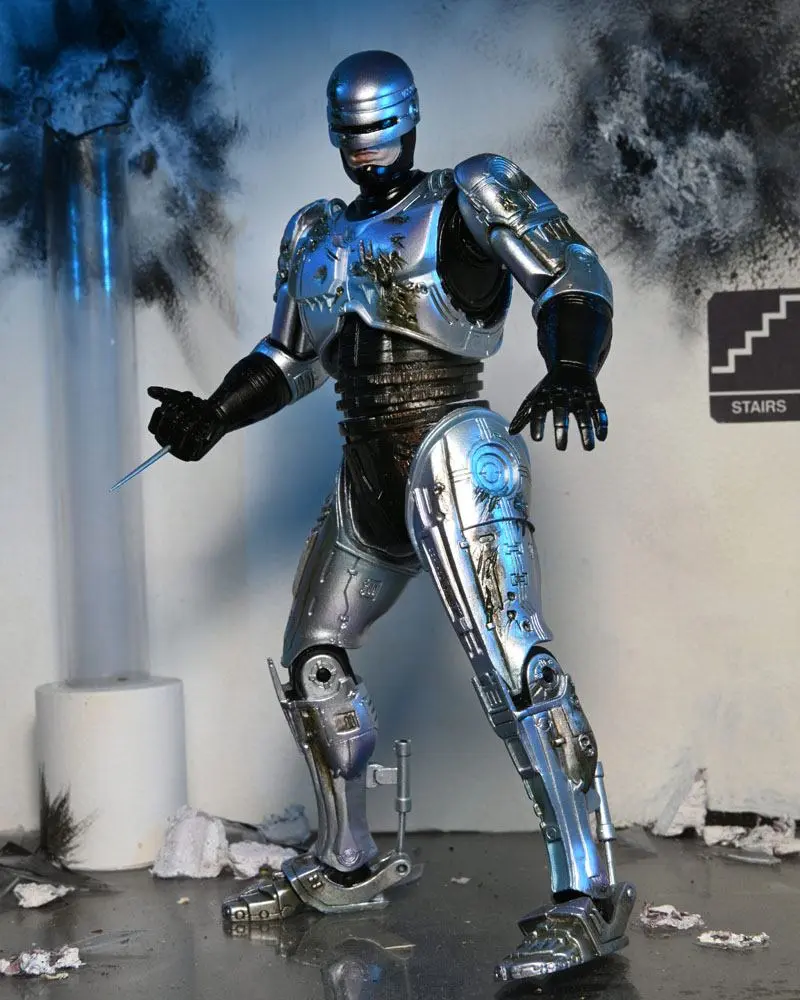 Figurină de acțiune RoboCop Ultimate Battle Damaged RoboCop cu scaun 18 cm poza produsului