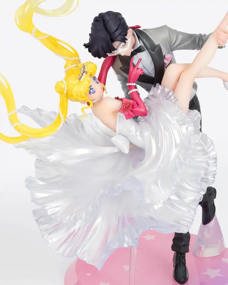 Sailor Moon FiguartsZERO Chouette Statuie PVC Usagi & Tuxedo Mask Moonlight Glow Edition 24 cm poza produsului