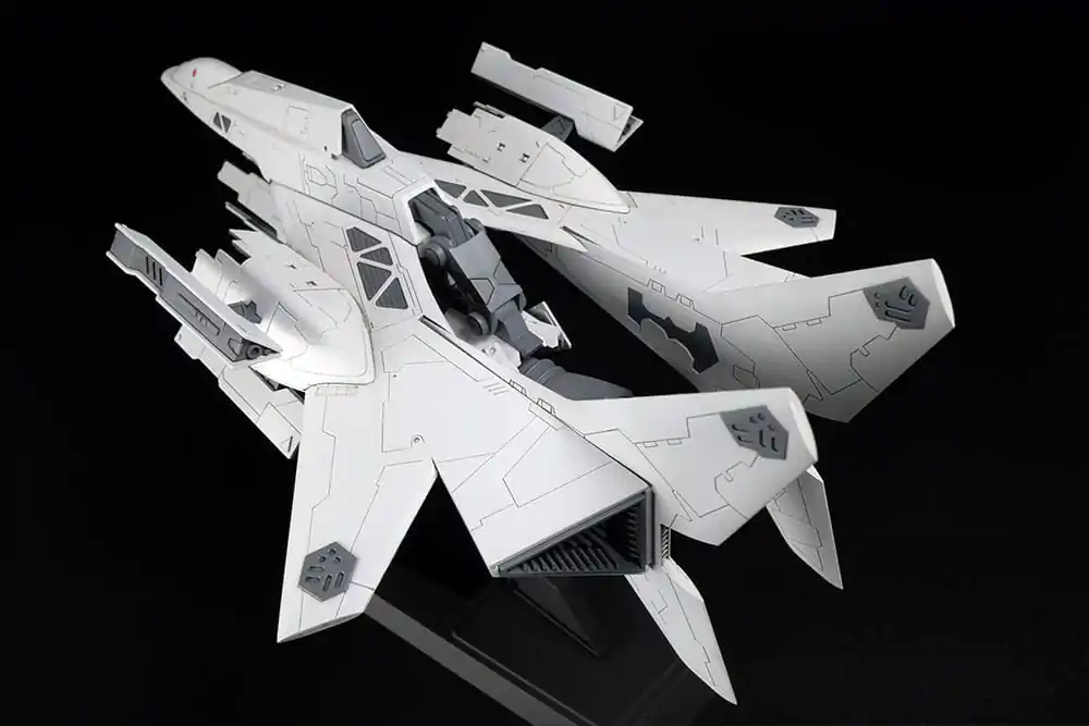 Silpheed Kit din plastic 1/100 SA-77 Lancer tip convertibil 26 cm (re-run) poza produsului