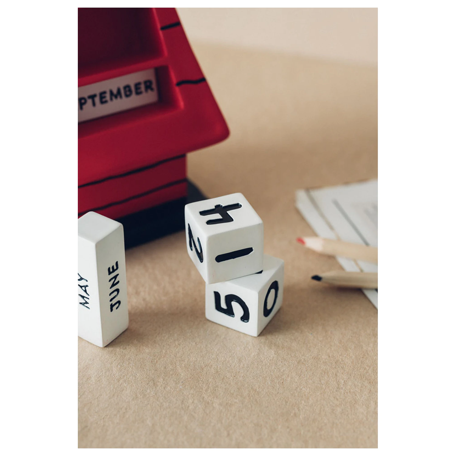 Snoopy Doghouse calendar perpetuu 3D poza produsului