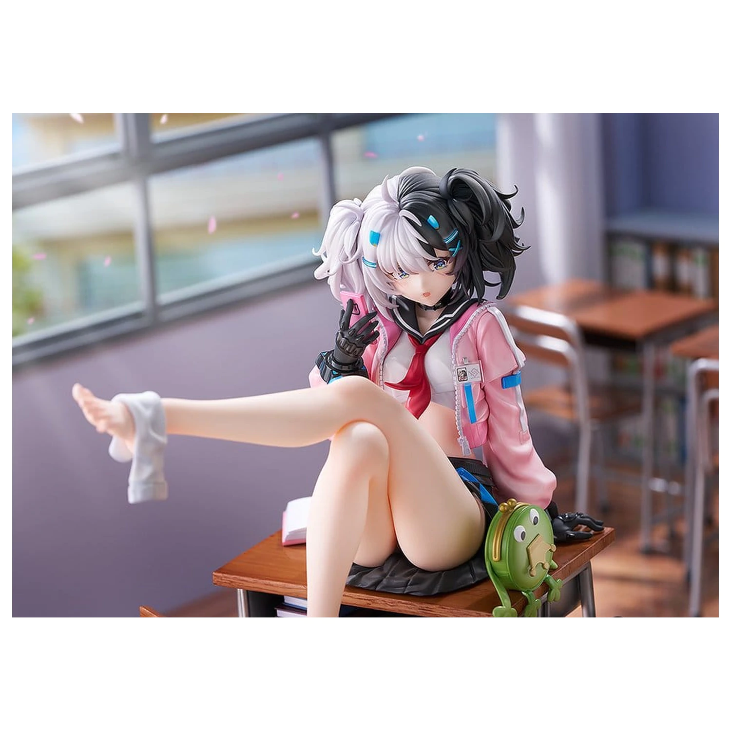 Snowbreak: Containment Zone figurina PVC 1/7 Eatchel - The Cub [Overdue Radiance] 23 cm poza produsului