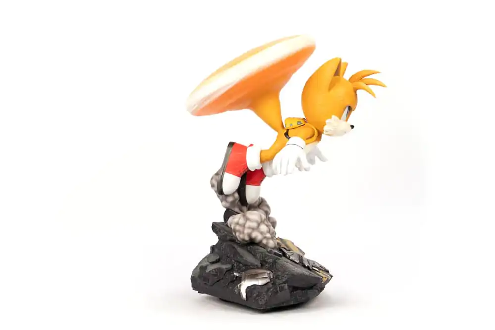 Sonic the Hedgehog 2 Statuie Tails Standoff 32 cm poza produsului