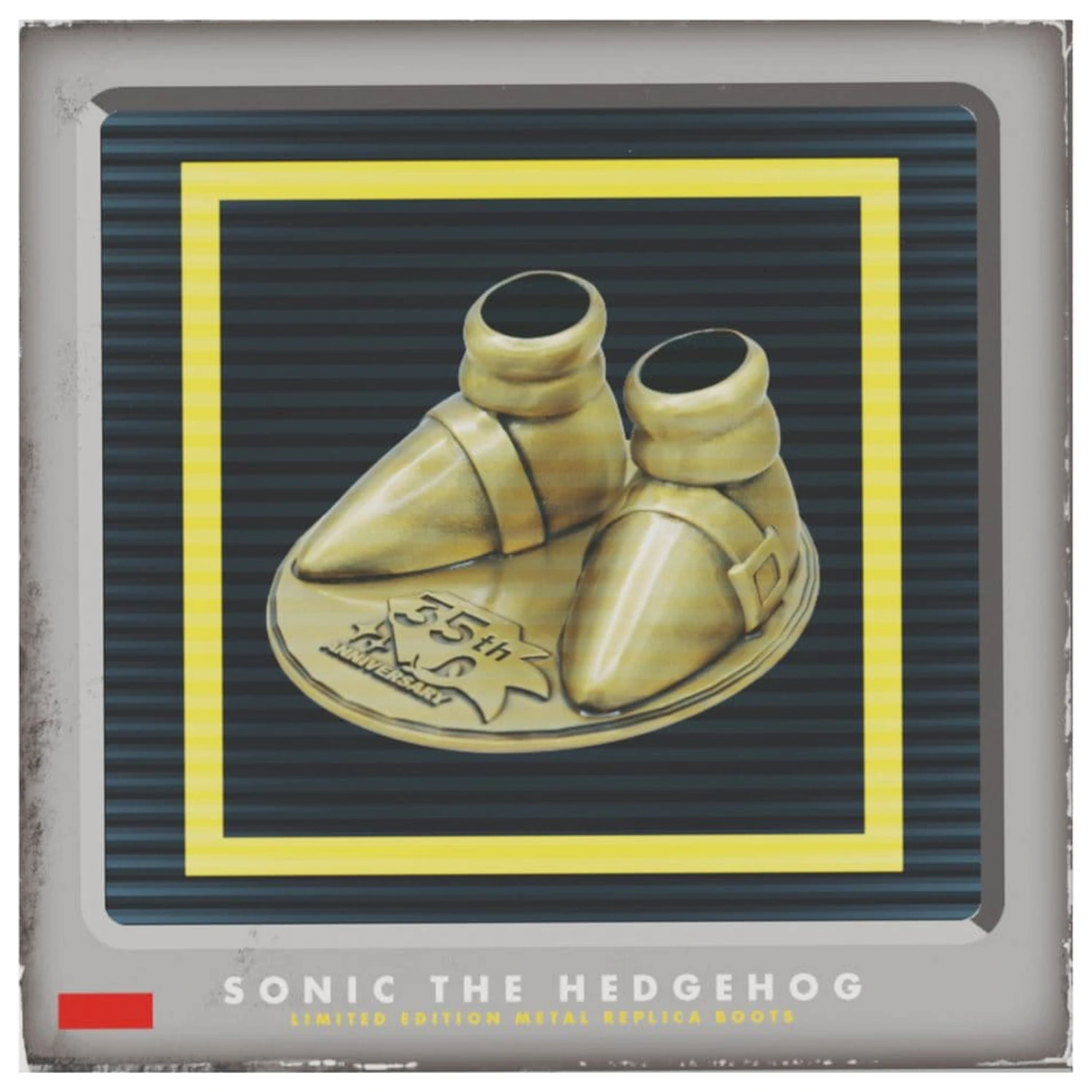 Sonic the Hedgehog Replica 35th Anniversary Metal Boot Editie Limita poza produsului