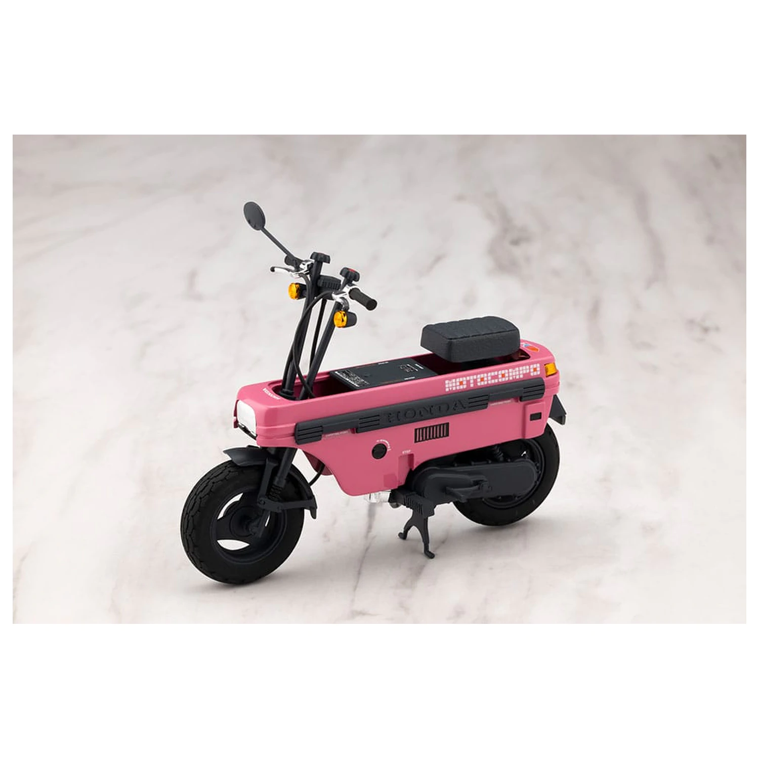 Kit model de plastic Sousai Shojo Teien 1/10 Emma Koishikawa Nocturne cu Honda AB12 Motocompo 14 cm poza produsului