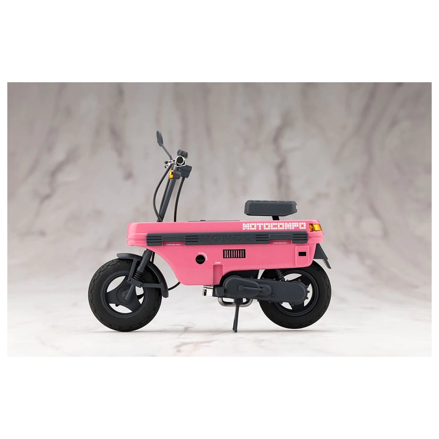 Kit model de plastic Sousai Shojo Teien 1/10 Emma Koishikawa Nocturne cu Honda AB12 Motocompo 14 cm poza produsului