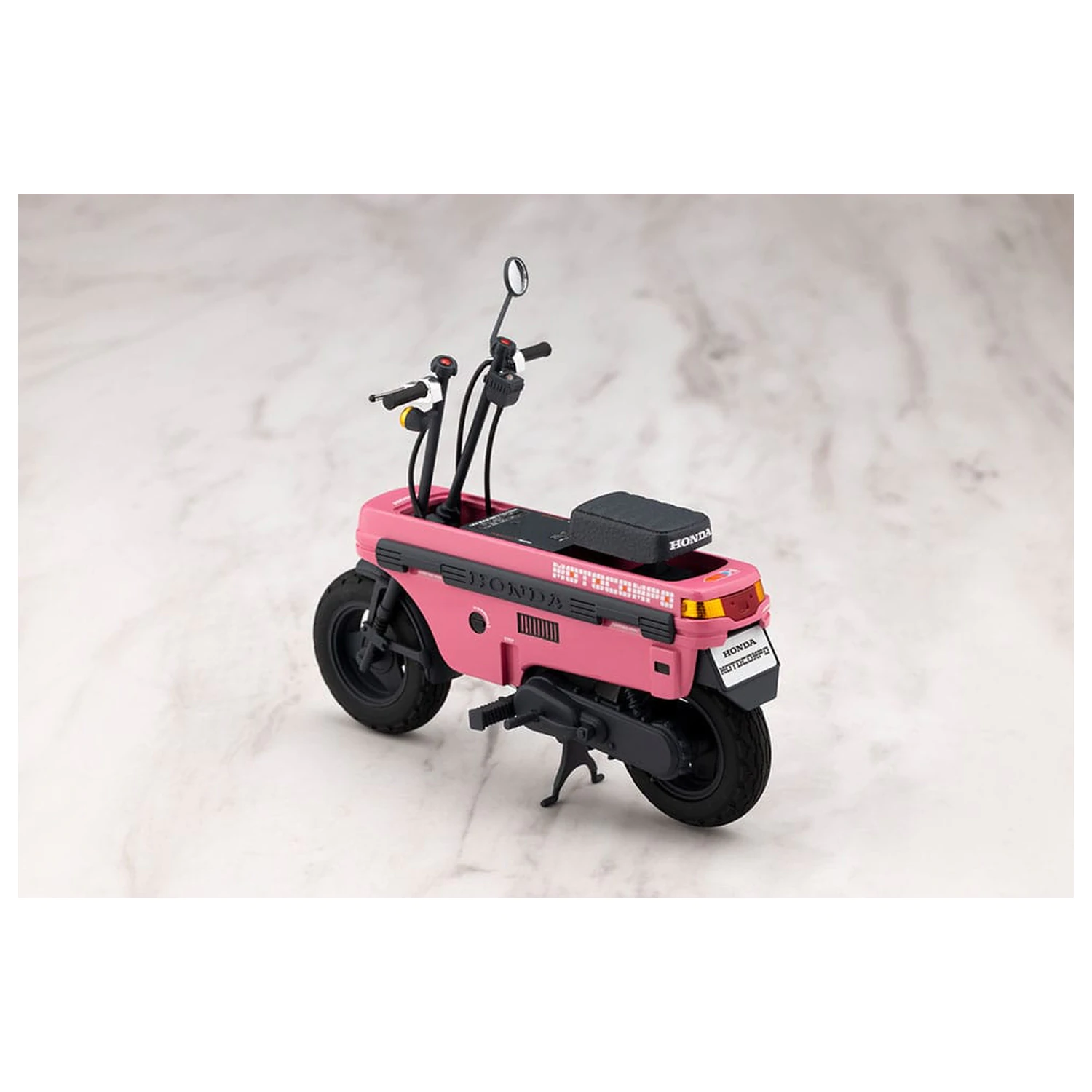 Kit model de plastic Sousai Shojo Teien 1/10 Emma Koishikawa Nocturne cu Honda AB12 Motocompo 14 cm poza produsului