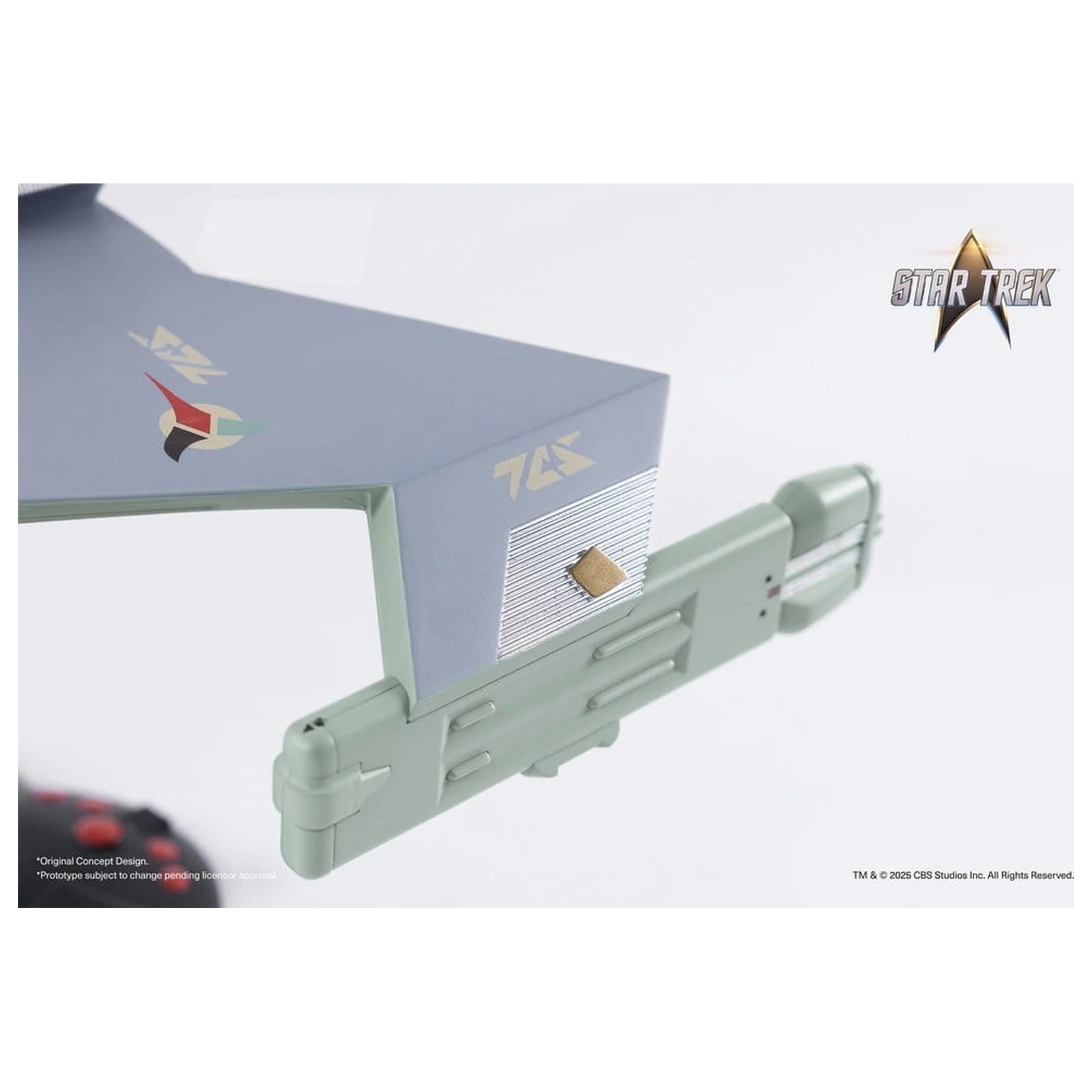Star Trek TOS DieCast Replica la scara 1/350 a navetei de război Klingon D7 Original Concept Design heo EU Exclusive 66 cm poza produsului