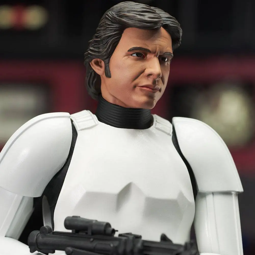 Star Wars Episode IV Milestones Statuie 1/6 Han Solo (Stormtrooper Disguise) 40th Anniversary Exclusive 30 cm poza produsului