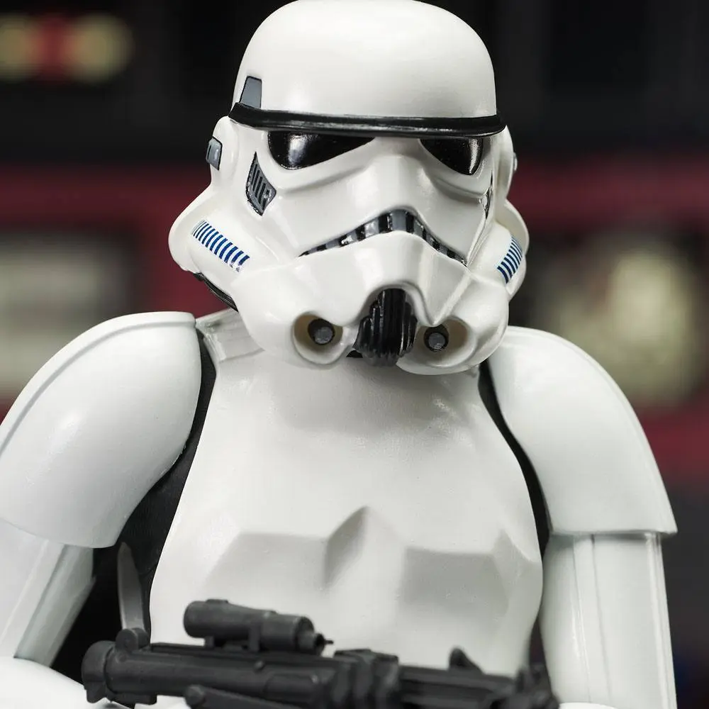 Star Wars Episode IV Milestones Statuie 1/6 Han Solo (Stormtrooper Disguise) 40th Anniversary Exclusive 30 cm poza produsului