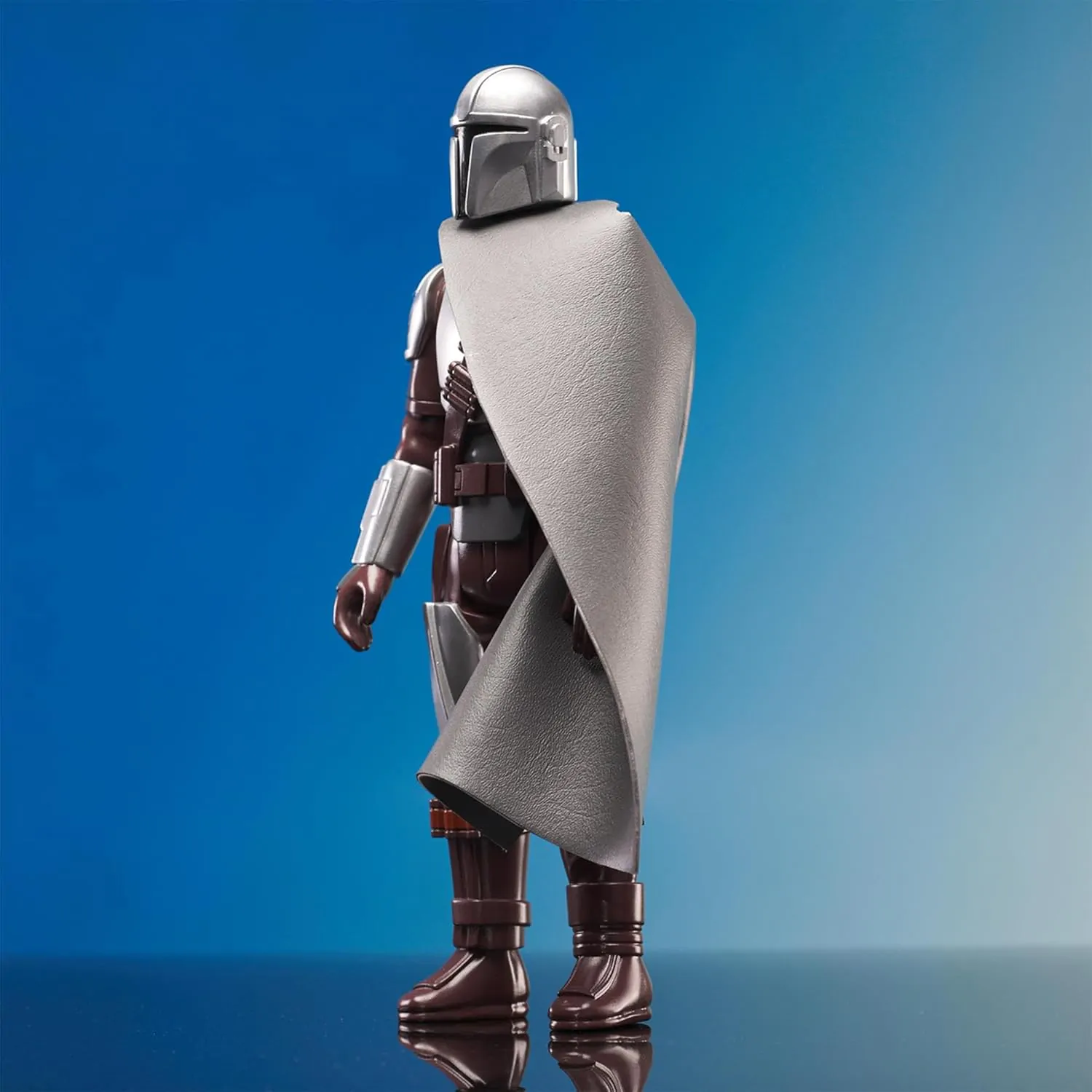 Star Wars The Mandalorian Figurina Jumbo Vintage Kenner The Mandalorian (Beskar Armor) 30 cm poza produsului