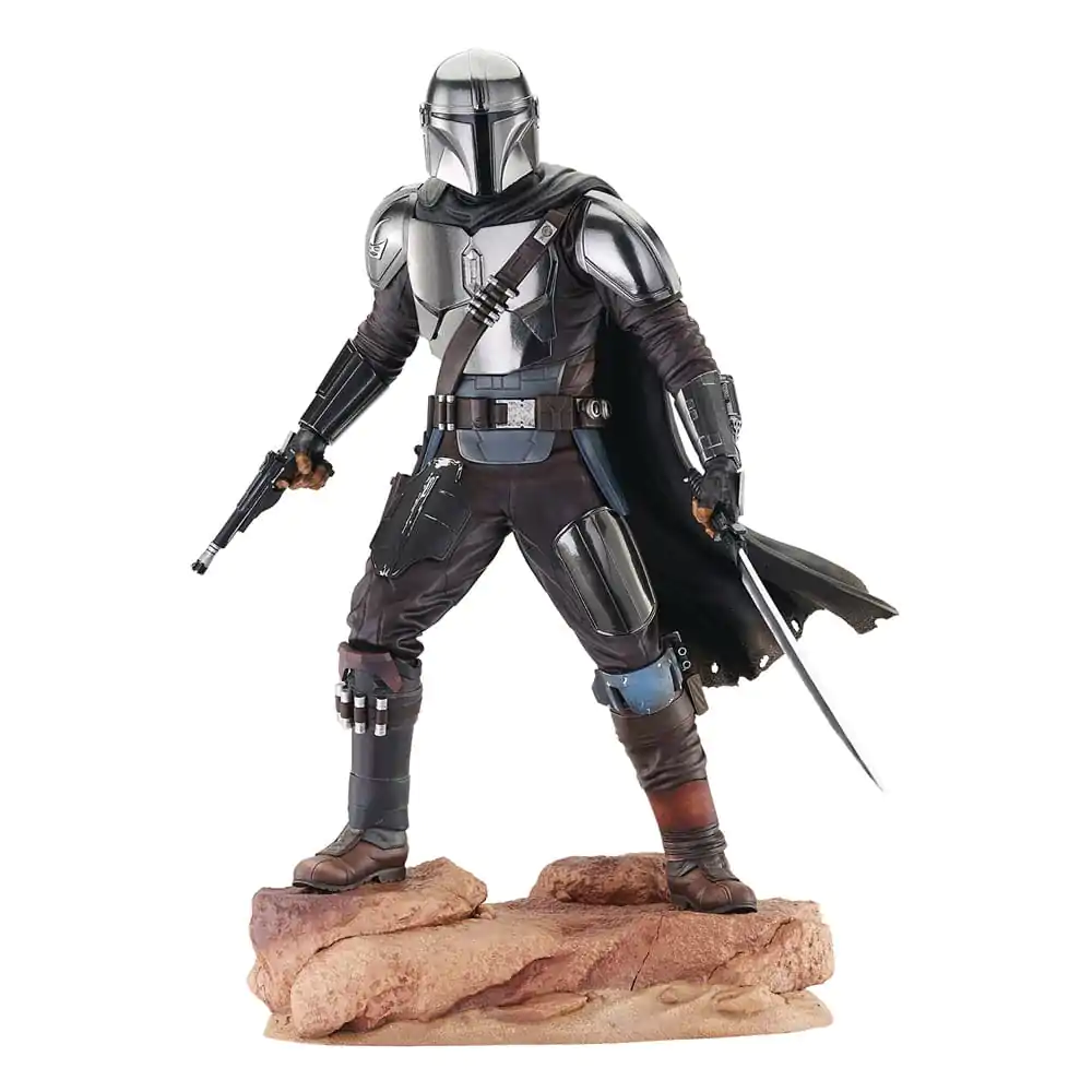 Star Wars: The Mandalorian Statuie Milestones 1/6 Din Djarin 33 cm poza produsului