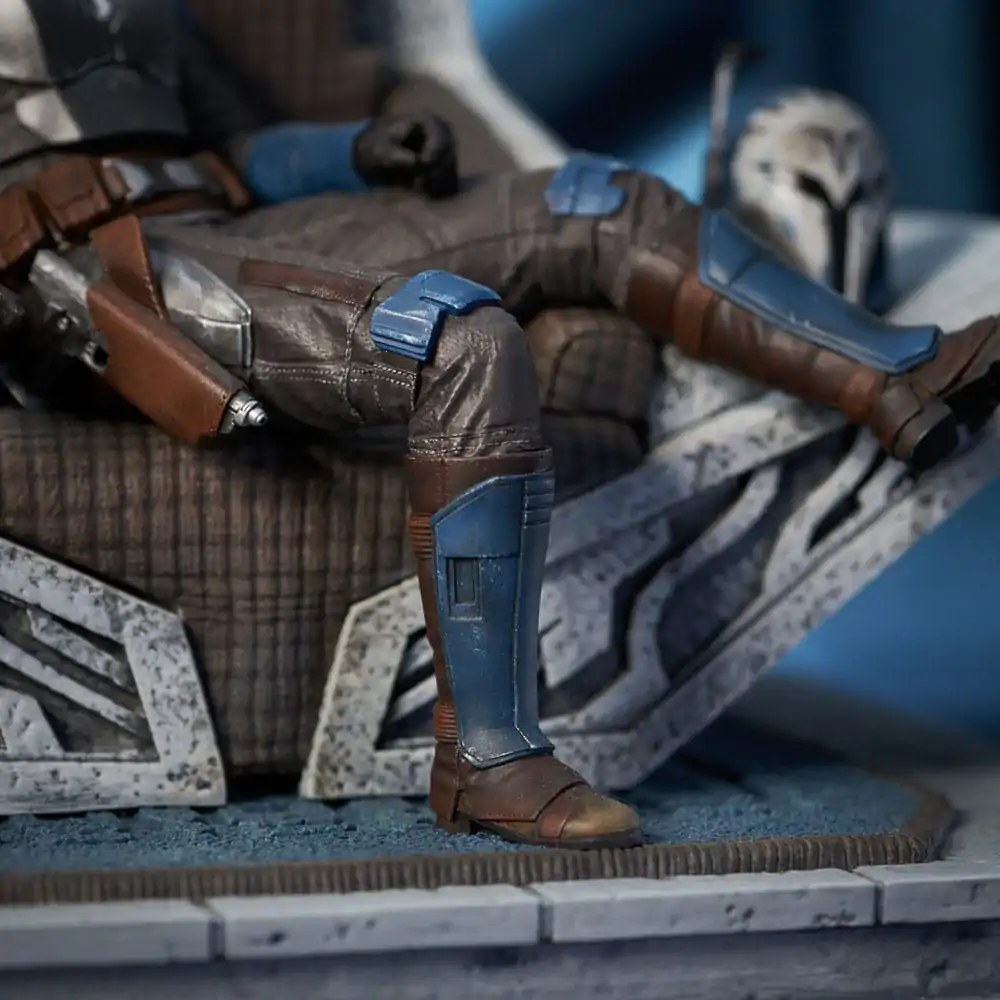 Star Wars: The Mandalorian Premier Collection Statuie 1/7 Bo-Katan Kryze pe Tron 35 cm poza produsului