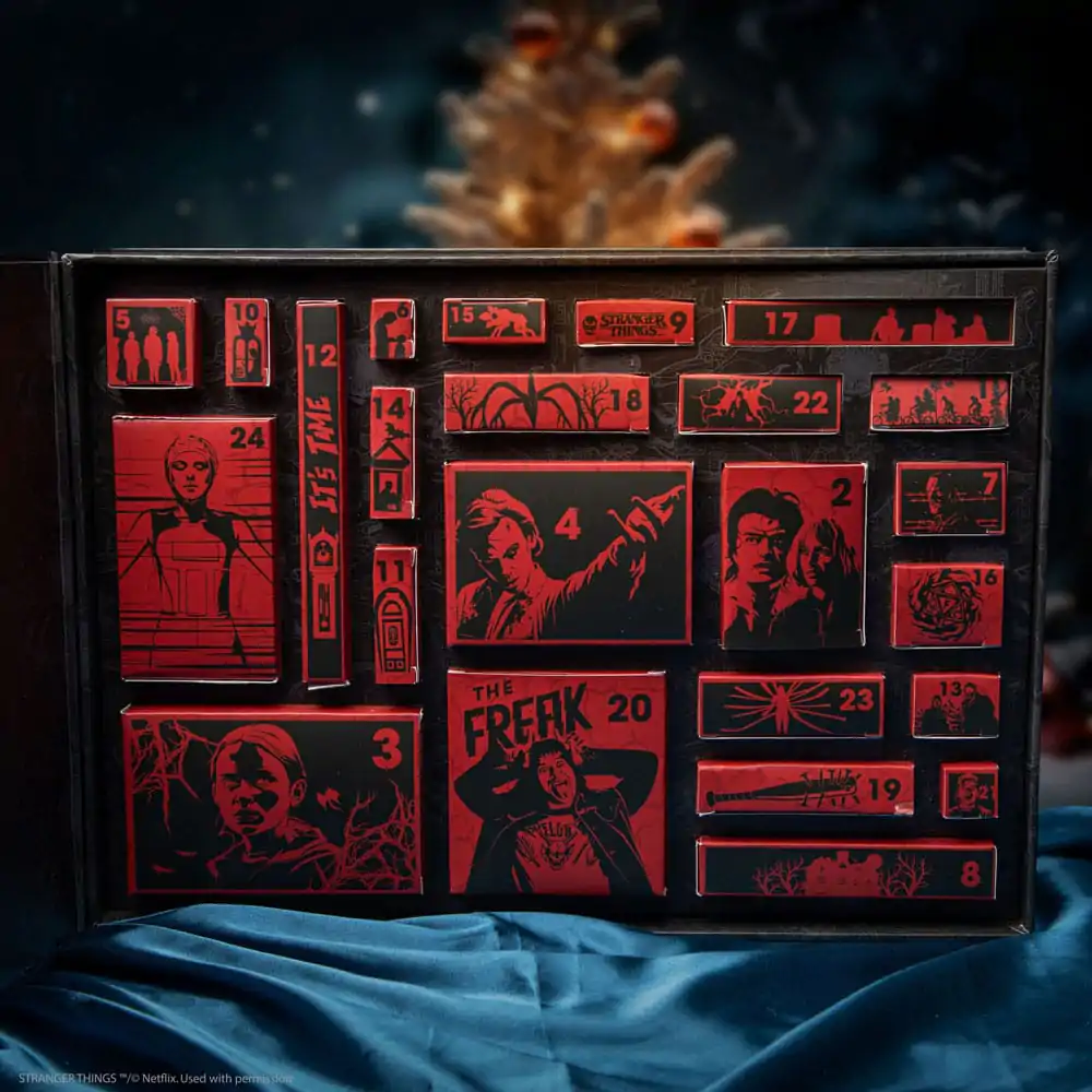 Stranger Things Calendar Advent Deluxe 2024 poza produsului