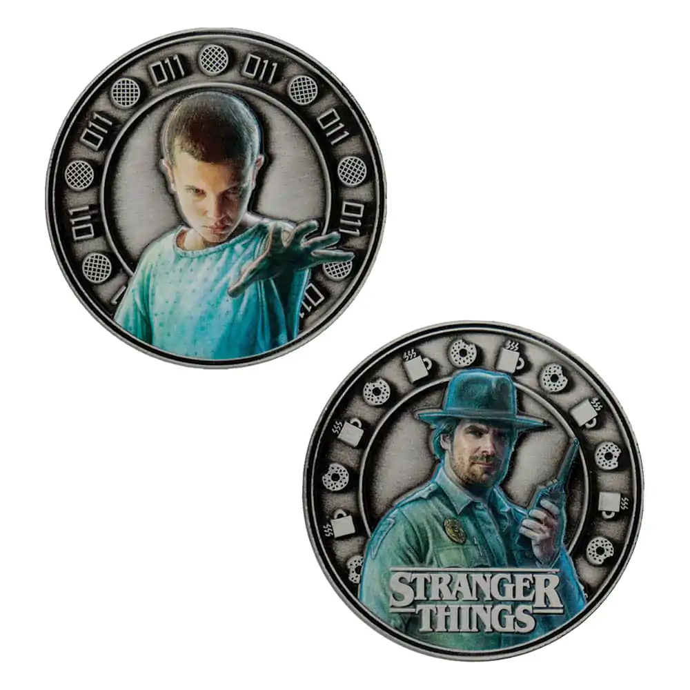 Monedă colecționabilă Stranger Things Eleven & Hopper 4 cm poza produsului