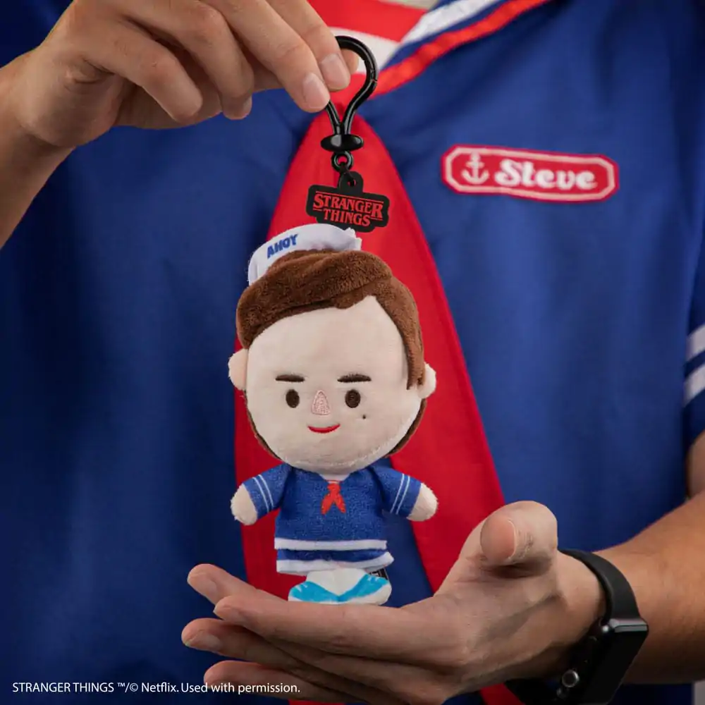 Stranger Things: Steve Scoops Ahoy Breloc din pluș poza produsului
