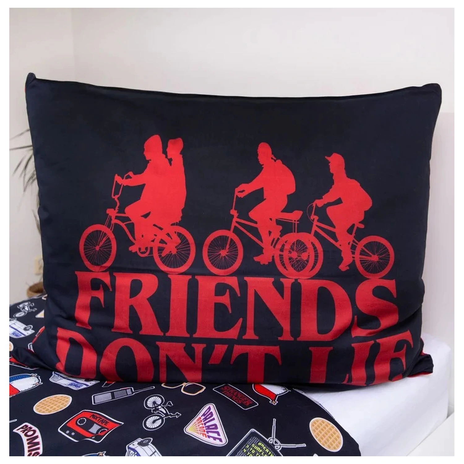 Stranger Things Upside Down Dark Husa de pilota poza produsului