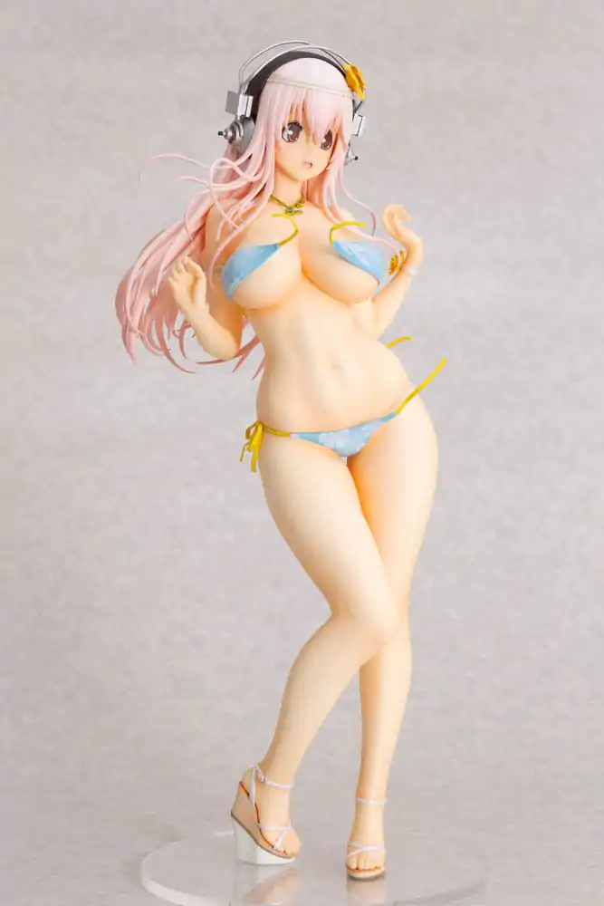 Super Sonico Statue 1/4.5 Super Sonico Summer Vacation Ver. 35 cm Statuie poza produsului