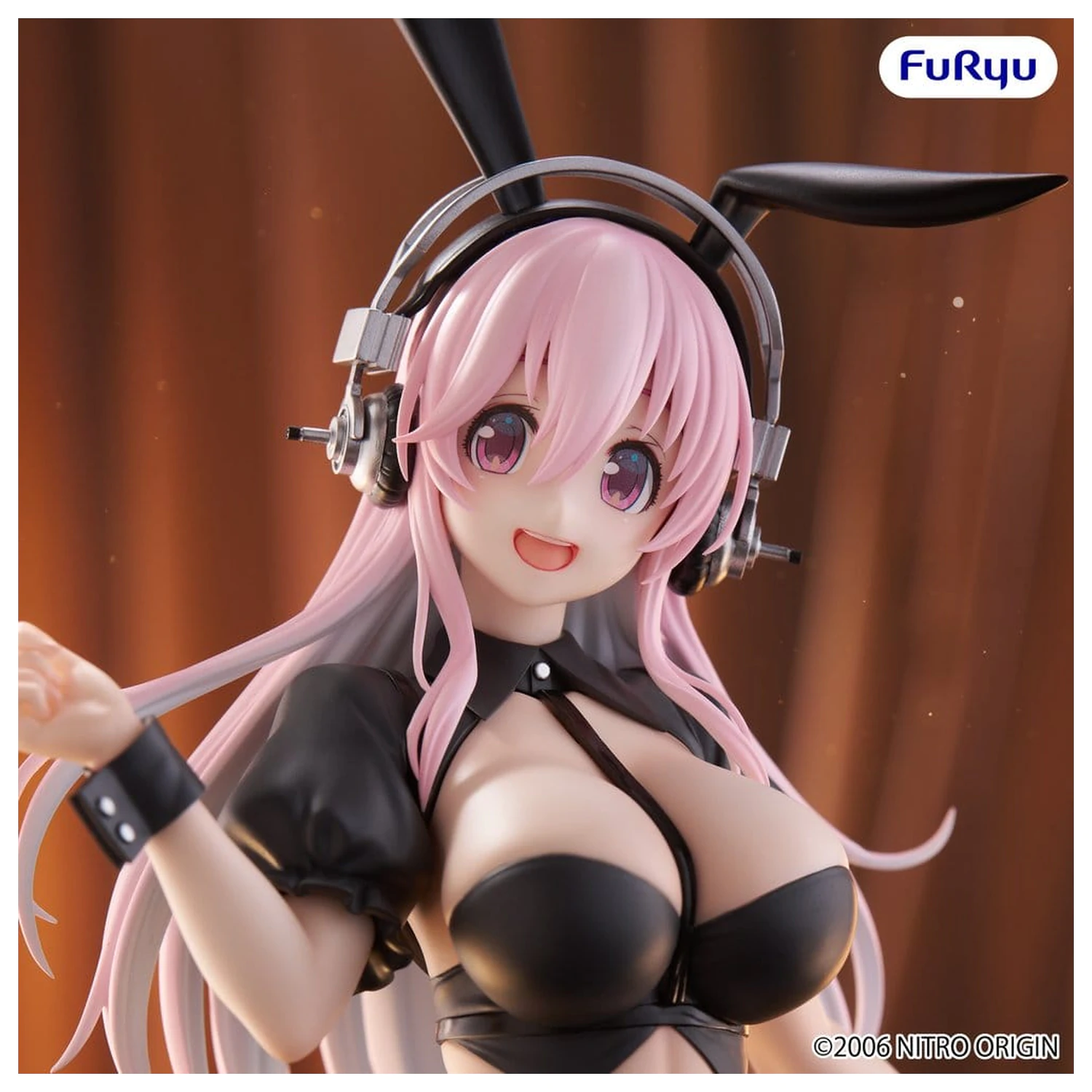 Super Sonico BiCute Bunnies PVC Statuie Reverse Bunny Ver. 29 cm poza produsului