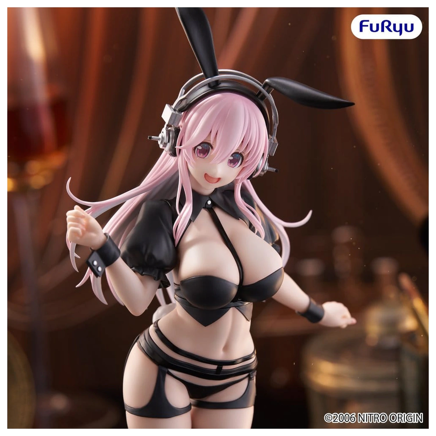 Super Sonico BiCute Bunnies PVC Statuie Reverse Bunny Ver. 29 cm poza produsului