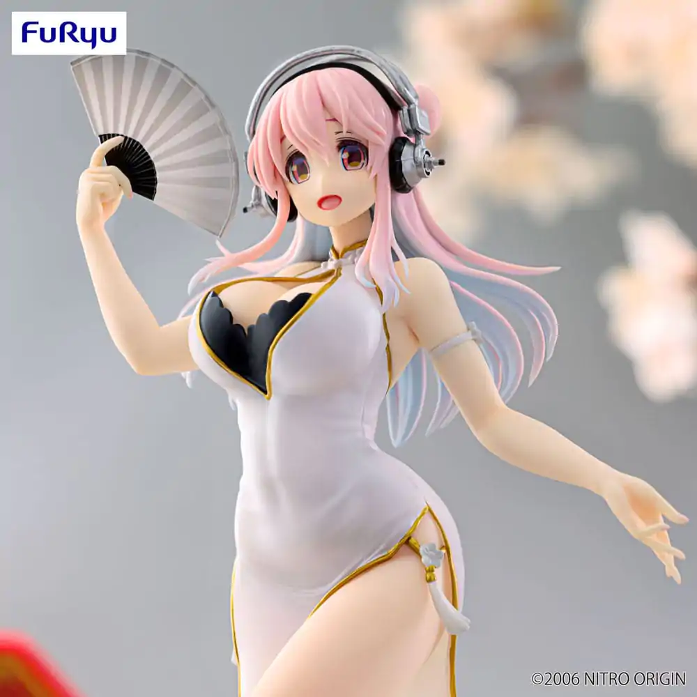 Super Sonico Trio-Try-iT Statuie din PVC White China Dress Ver. 21 cm poza produsului