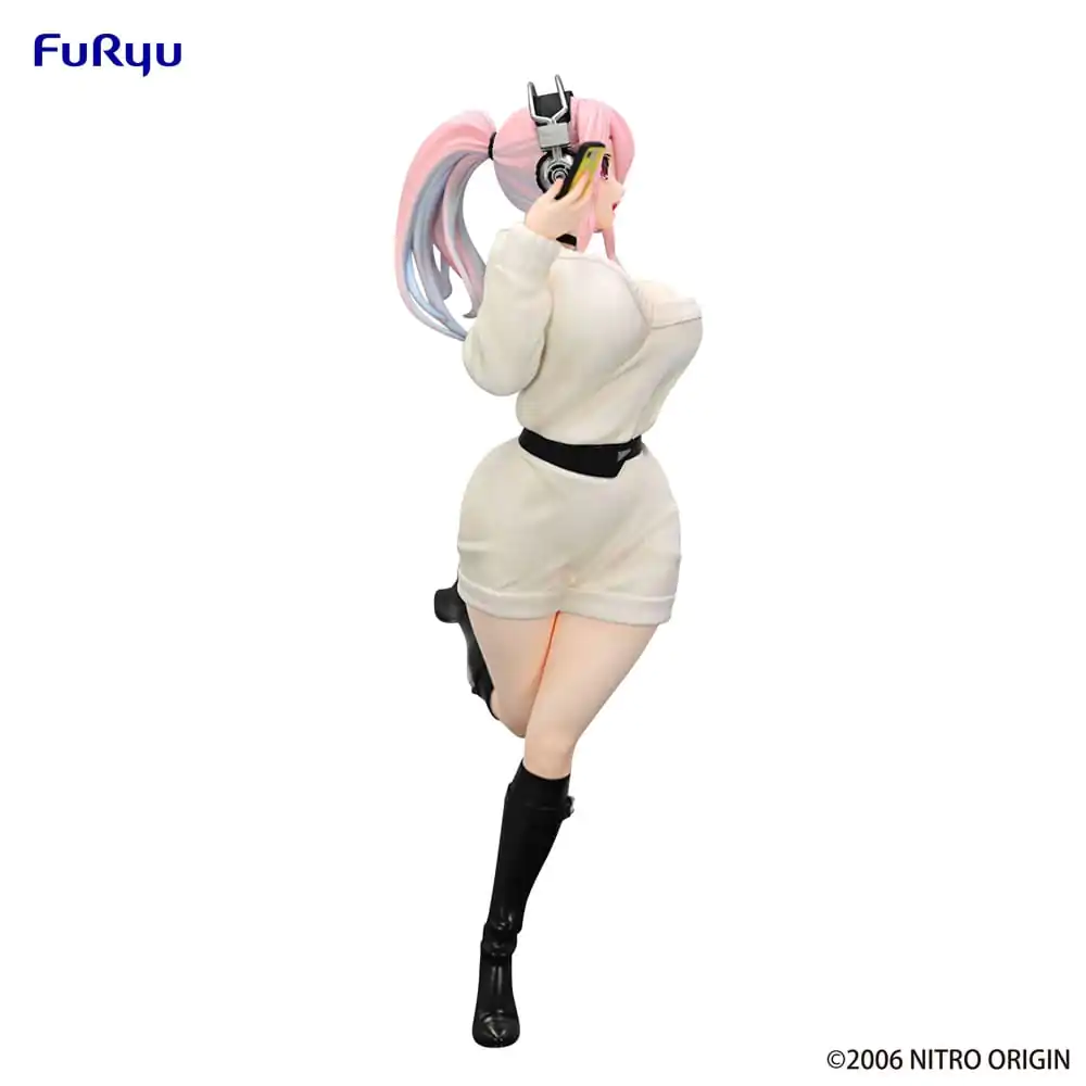 Super Sonico Trio-Try-iT statuie PVC Winter Memory Ver. 21 cm poza produsului