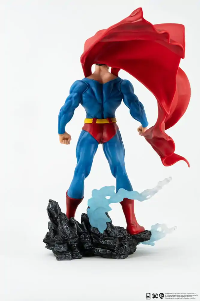 Statuie PVC Superman PX 1/8 Superman Versiunea Clasic 30 cm poza produsului