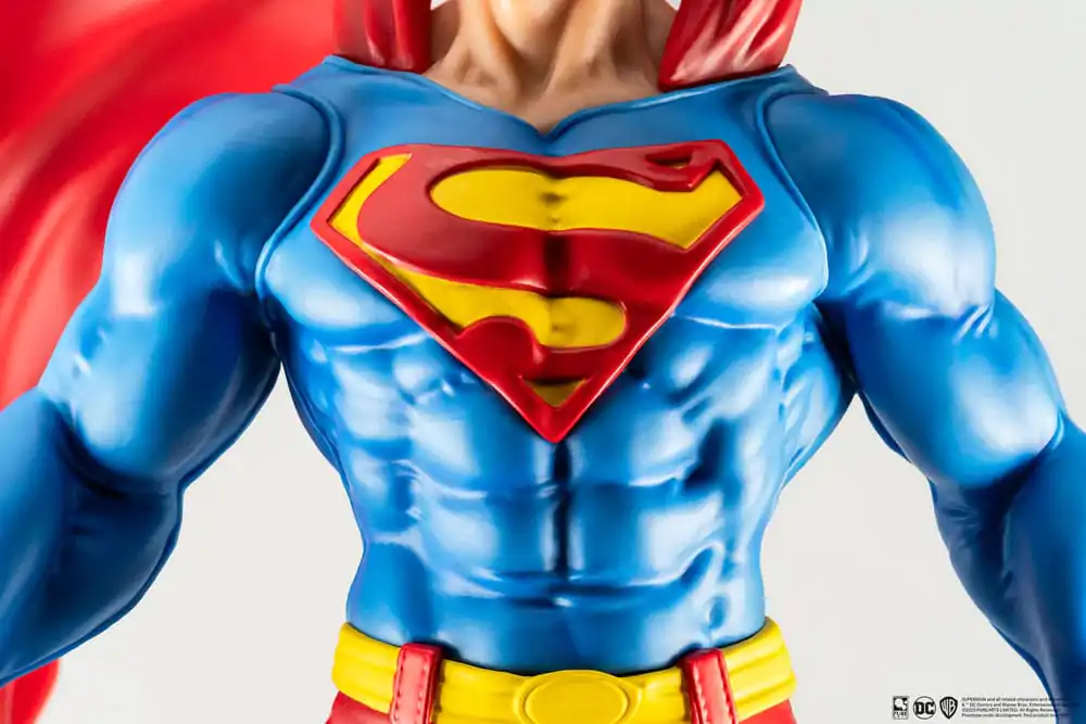 Statuie PVC Superman PX 1/8 Superman Versiunea Clasic 30 cm poza produsului