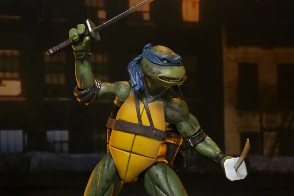 Teenage Mutant Ninja Turtles (1990 Movie) Action Figure Bătălie pe Acoperiș Shredder vs Leo 18 cm poza produsului