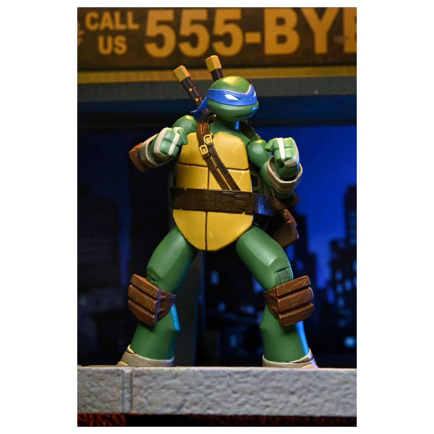 Teenage Mutant Ninja Turtles Figurina de actiune Ultimate Leonardo 18 cm poza produsului