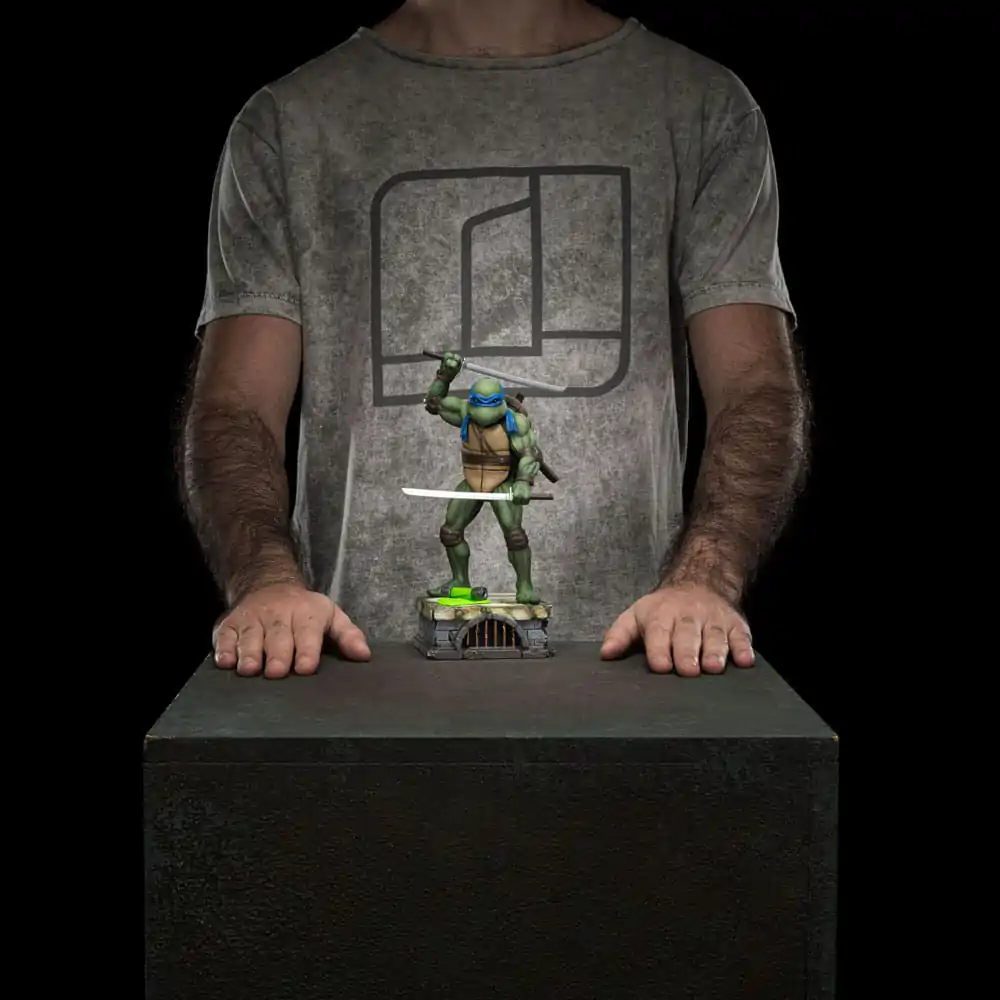 Teenage Mutant Ninja Turtles Statuie Scară Artă 1/10 Leonardo 21 cm poza produsului
