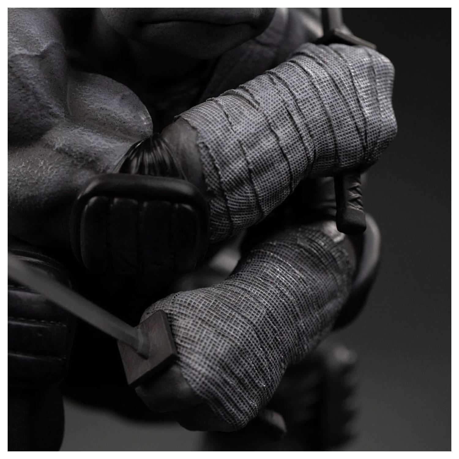 Teenage Mutant Ninja Turtles Statuie Art Scale 1/10 Leonardo Black and White Variant 26 cm poza produsului