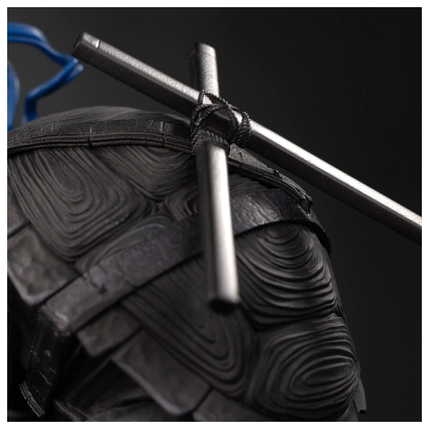 Teenage Mutant Ninja Turtles Statuie Art Scale 1/10 Leonardo Black and White Variant 26 cm poza produsului