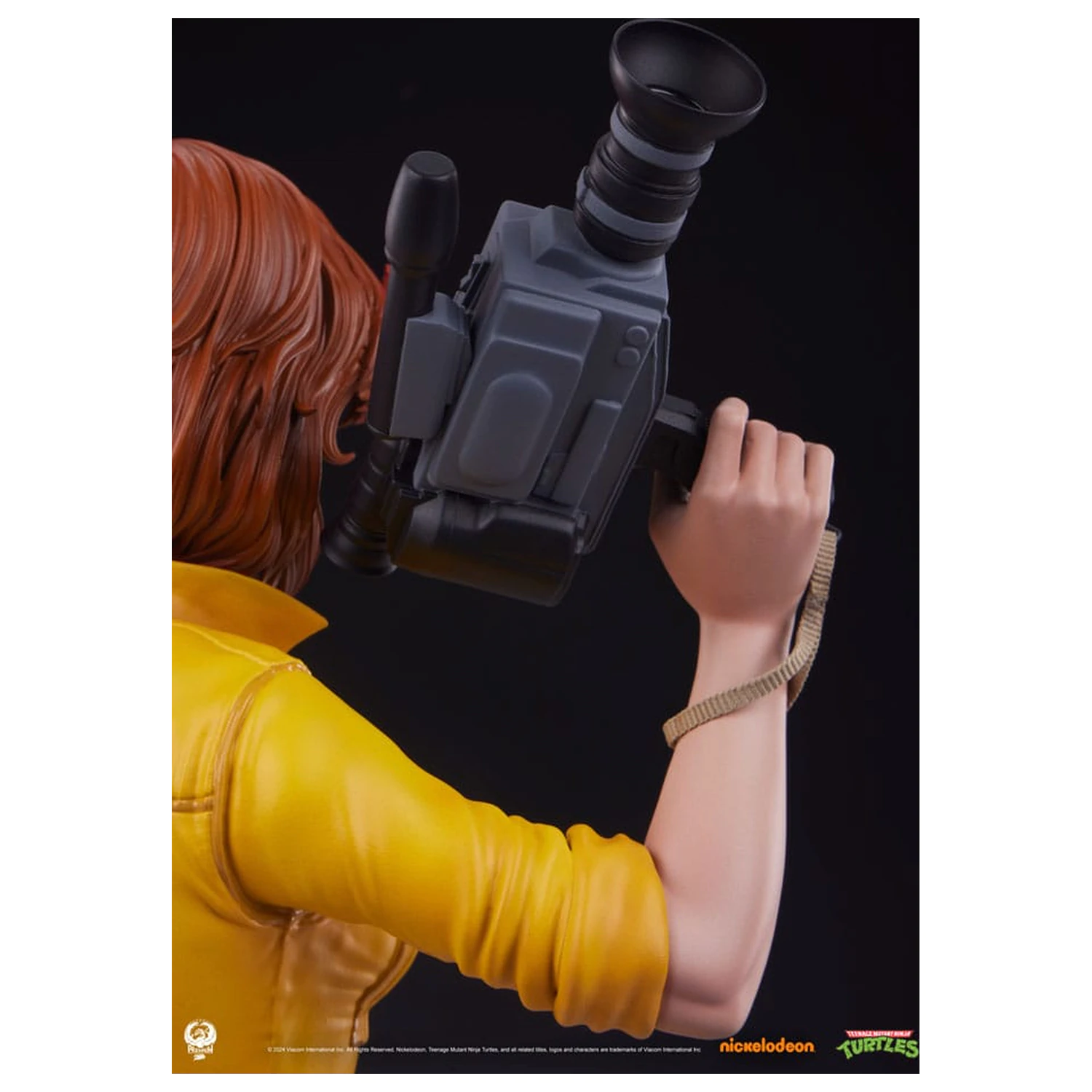 Teenage Mutant Ninja Turtles Premier Series Statuie 1/4 April O'Neil 46 cm poza produsului