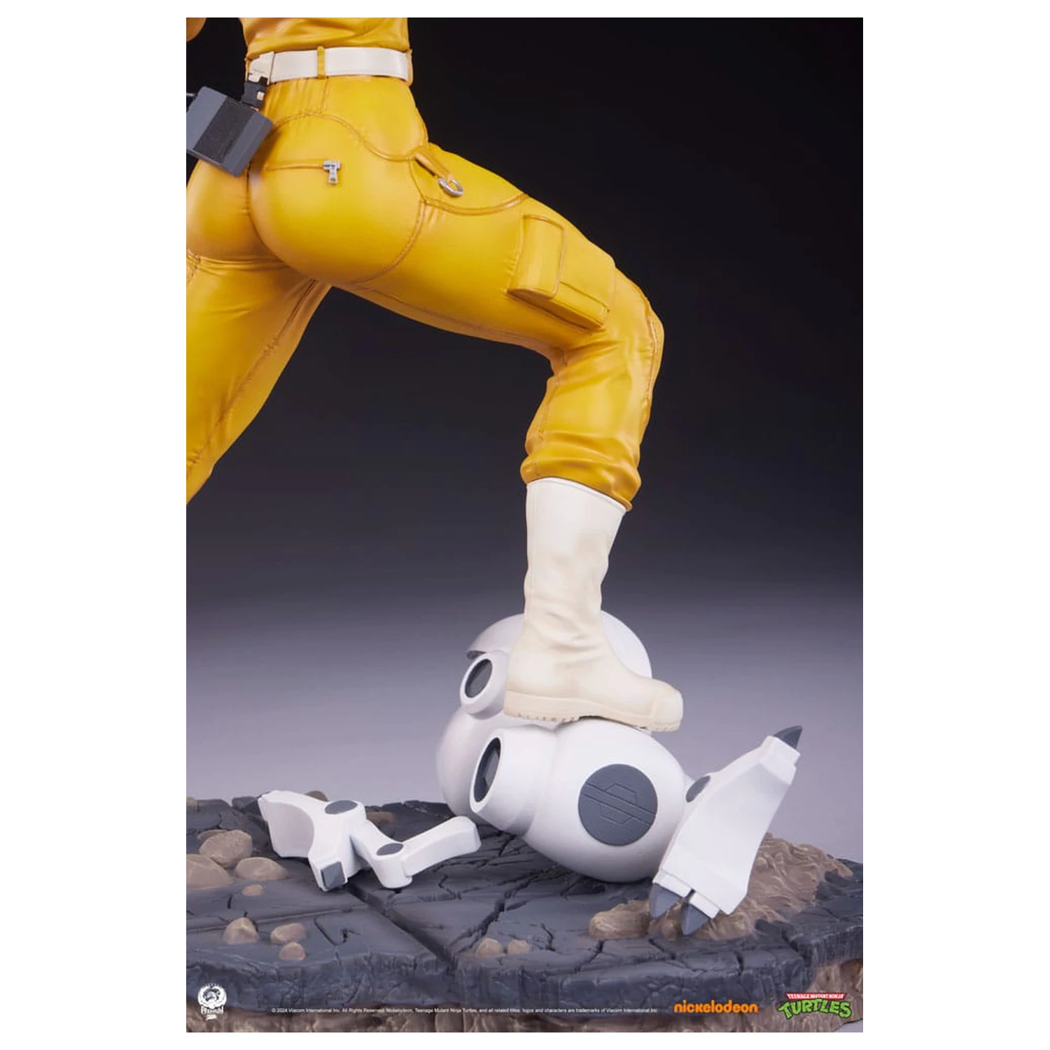 Teenage Mutant Ninja Turtles Premier Series Statuie 1/4 April O'Neil 46 cm poza produsului