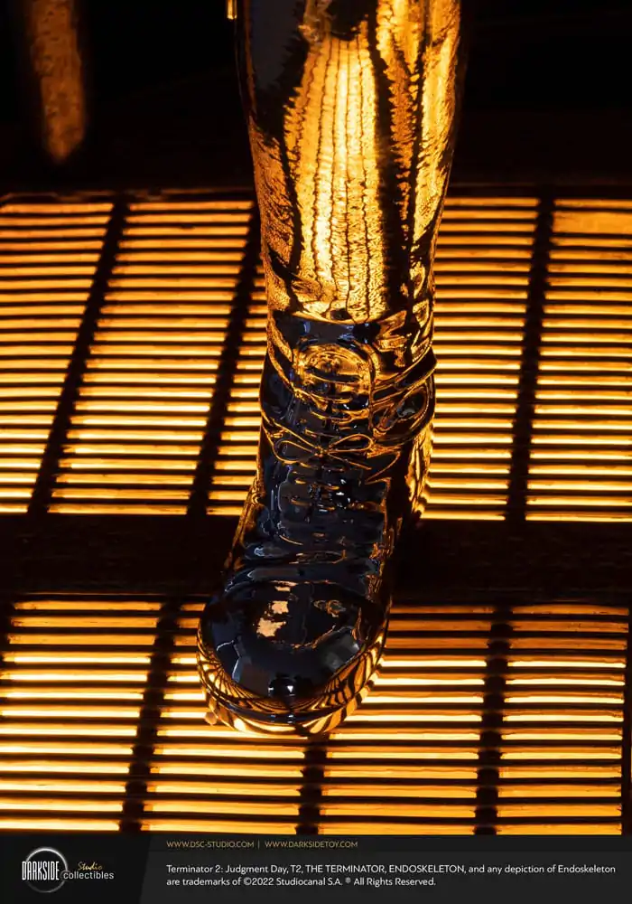 Terminator 2 Judgement Day Statueta Premium 1/3 T-1000 Liquid Metal Editie Aniversara 30 de ani 70 cm poza produsului