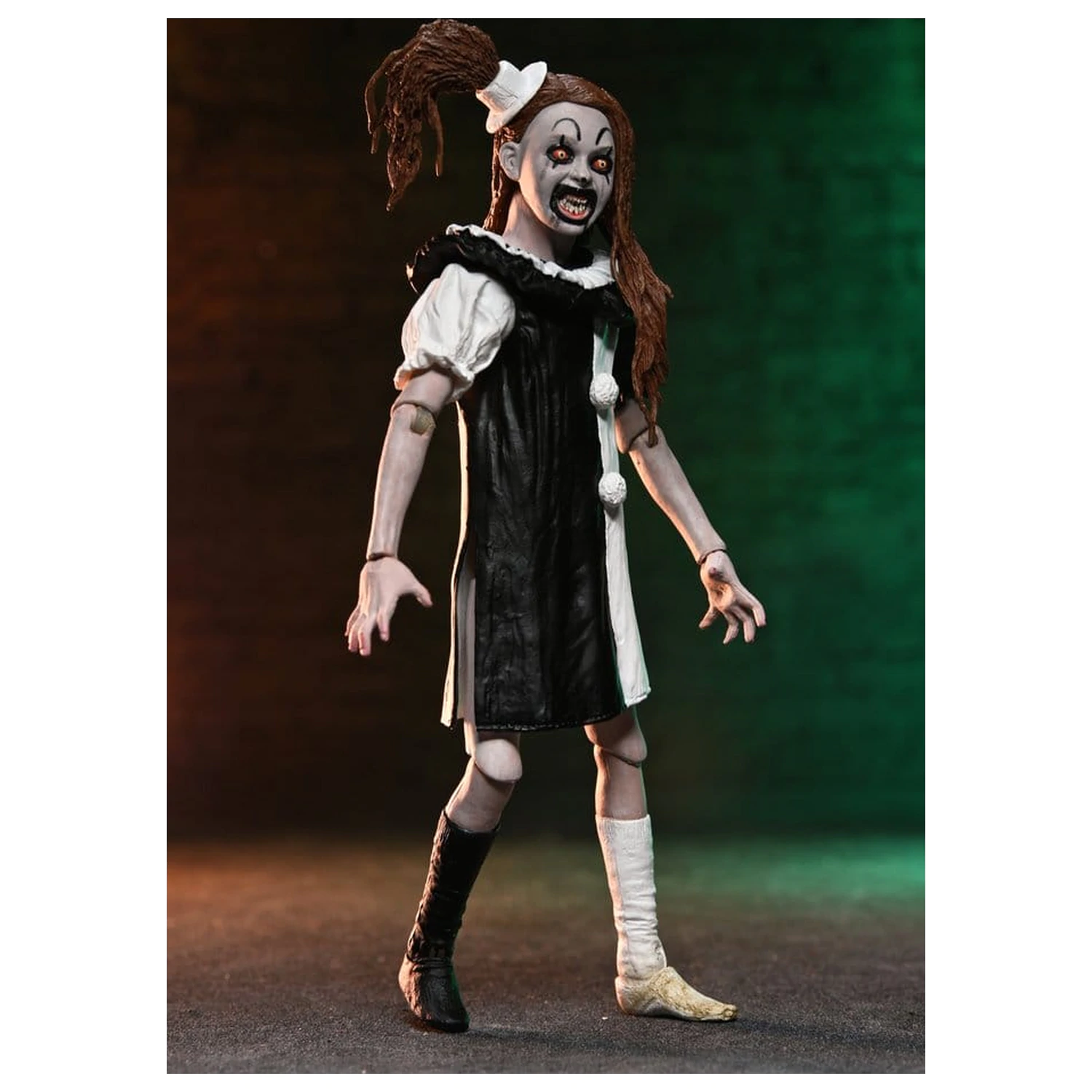 Terrifier 2 Set de 2 figurine de actiune Ultimate Art the Clown si Little Pale Girl 18 cm poza produsului